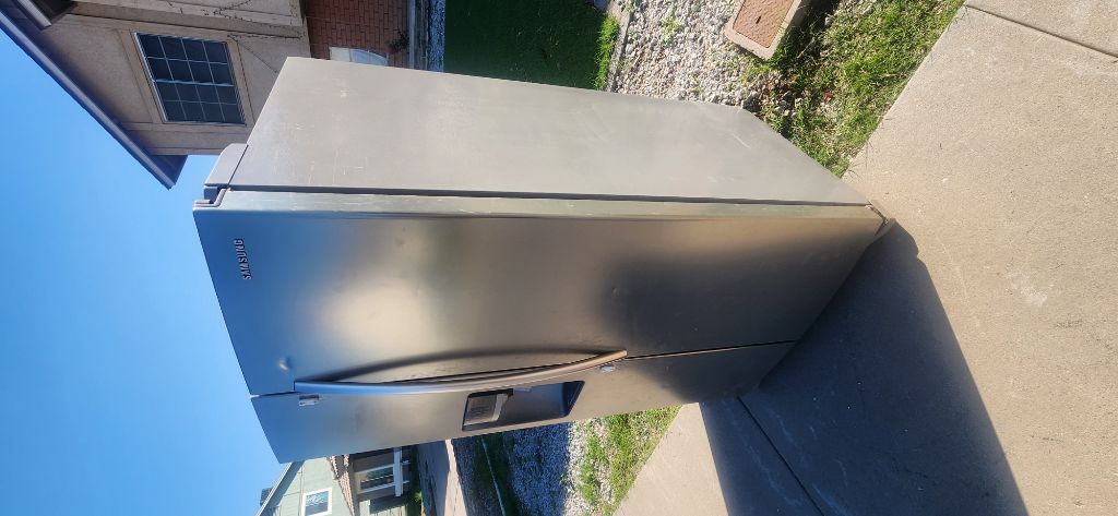 Free fridge