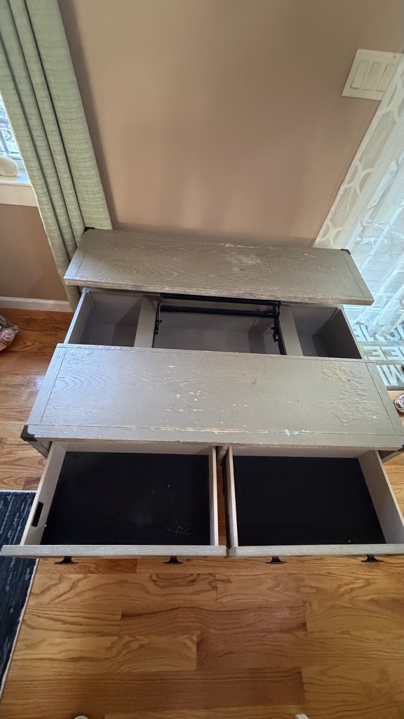 Free Table