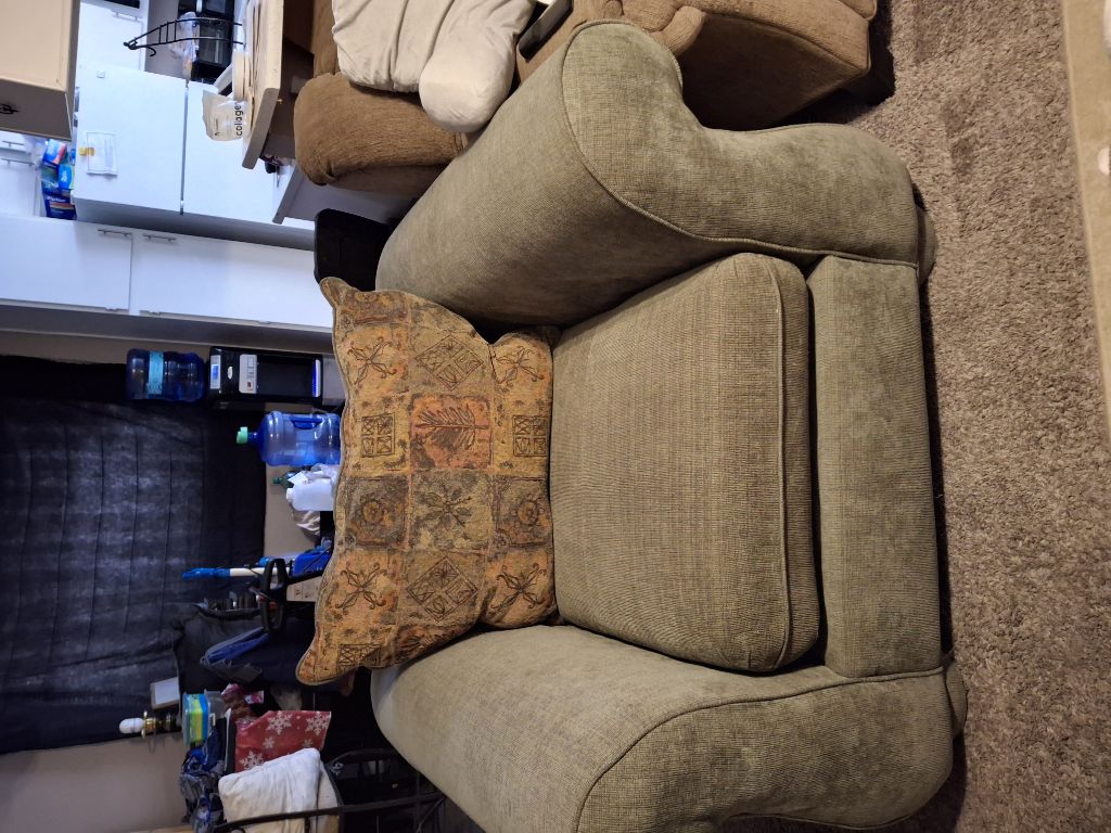 Free over sized fabric chair  free