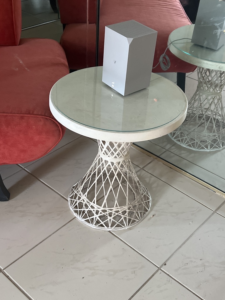 Free Wicker Table
