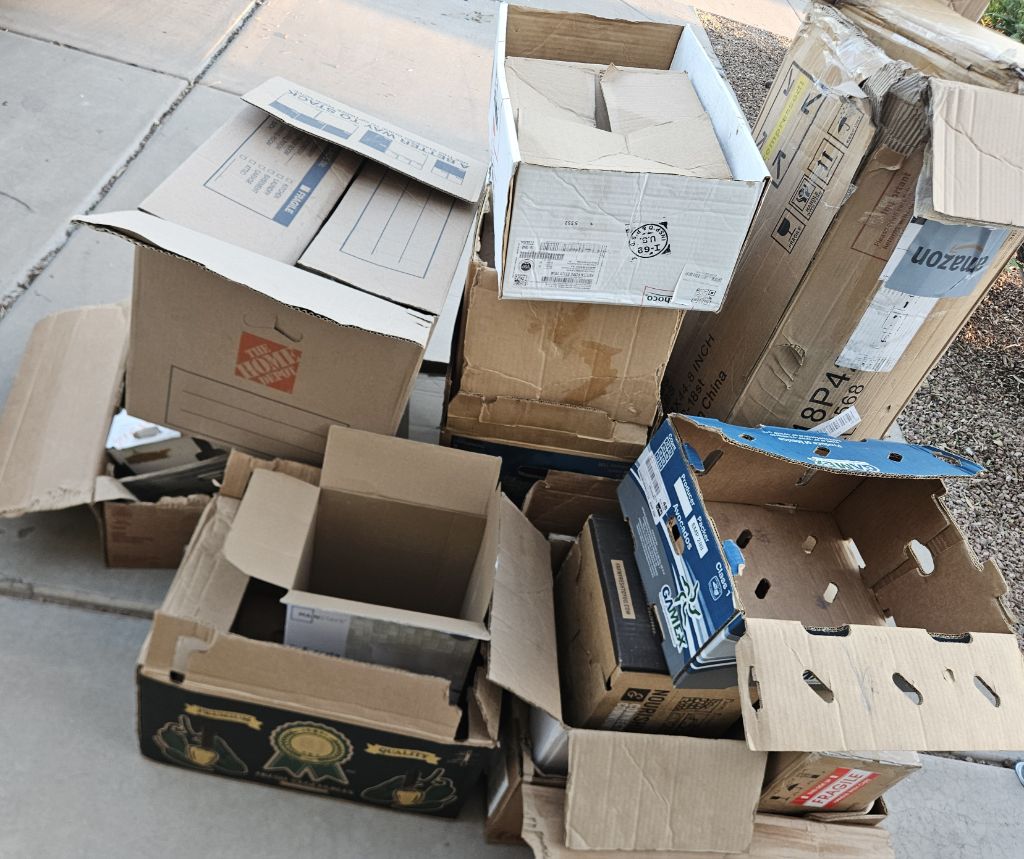 Free Moving Boxes!