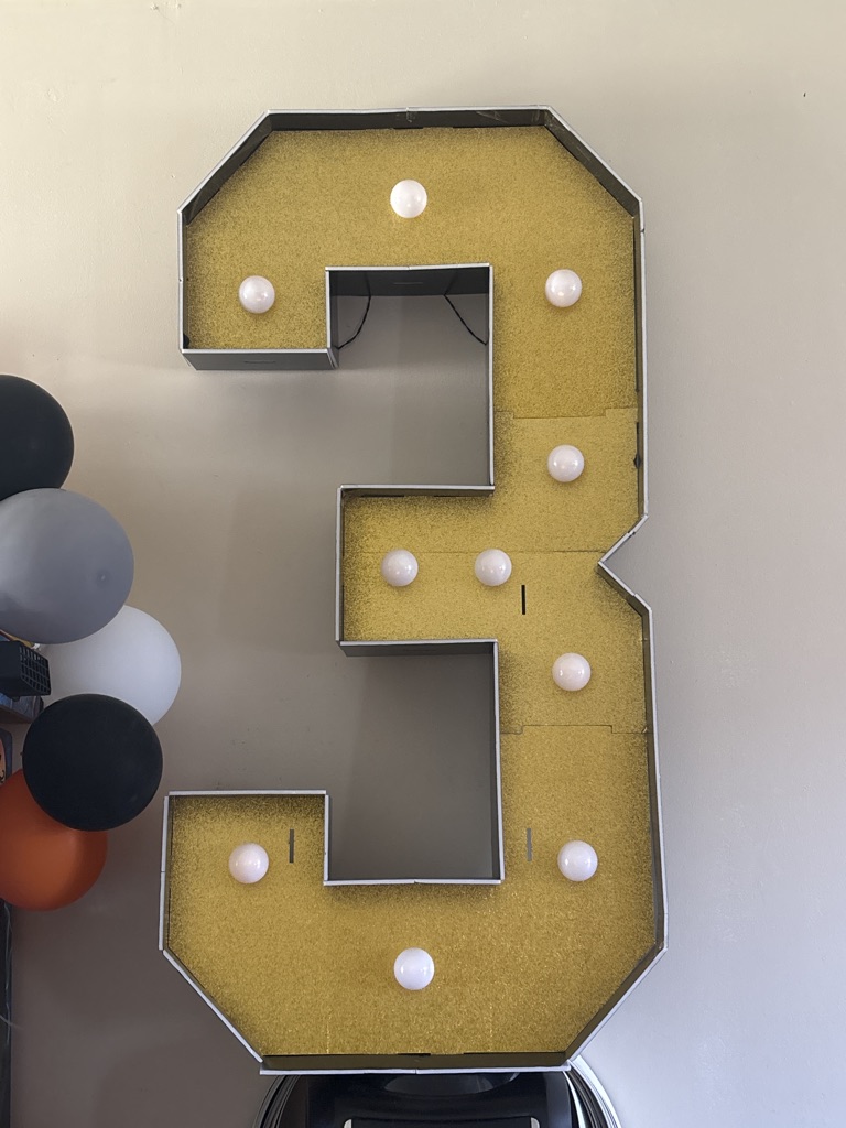 Free Light up number 3 , excavator party decorations. Cake , cupcake toppers, banner