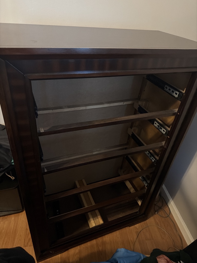 Free Dresser