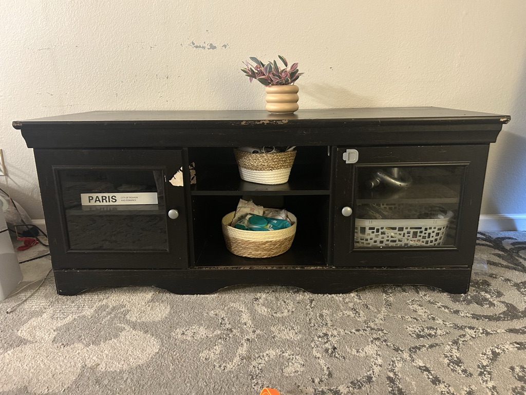 Free Tv entertainment center