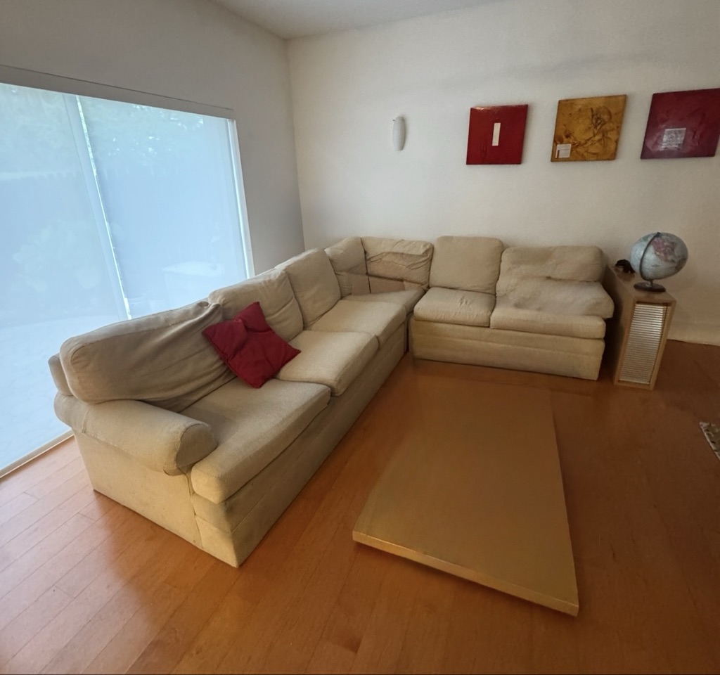 Free Ethan Allen Sectional sofa in fabric