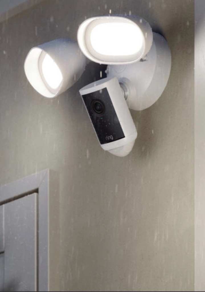 Free Stop Stressing, Start Protecting: Expert Ring Installations Made Easy! 🏡🔒