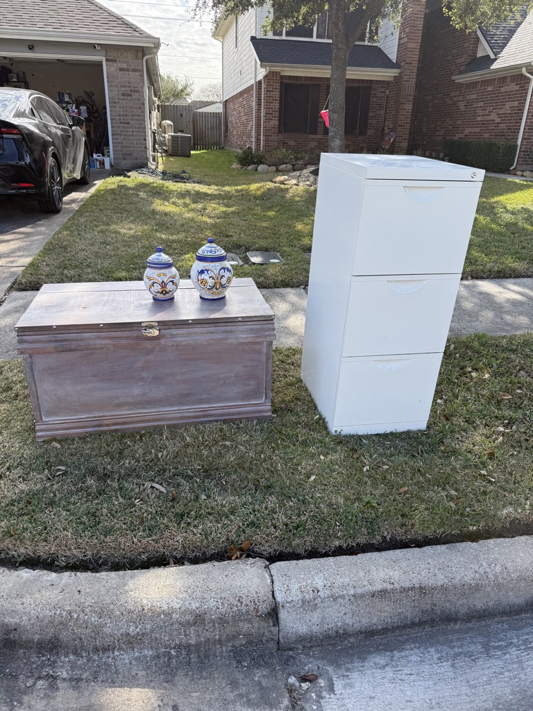 Free File cabinet, canisters and trunk