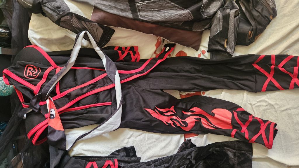 Free Ninja Costume Small