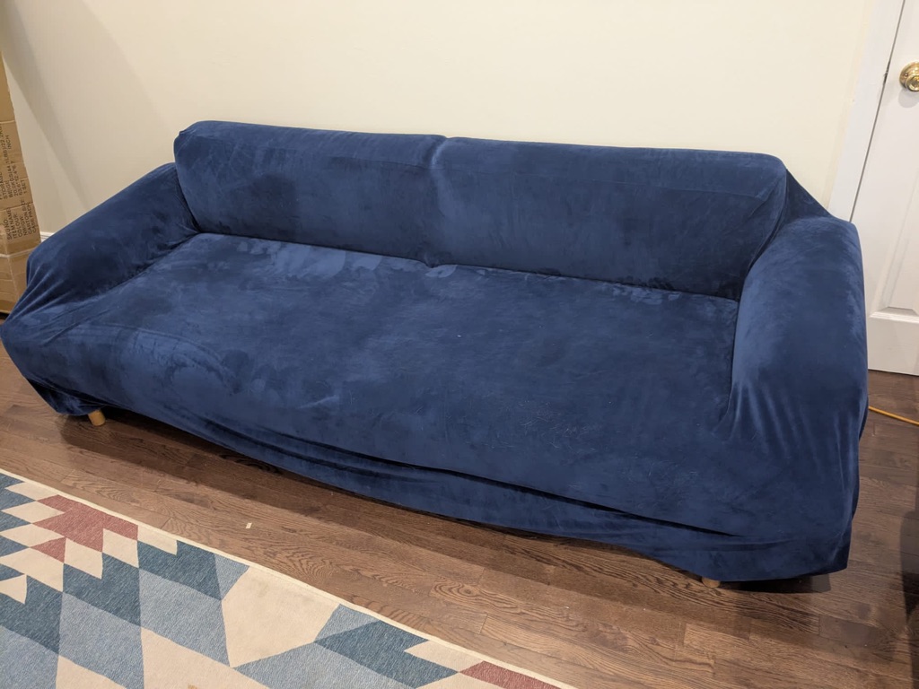 Free DWR sofa, see description