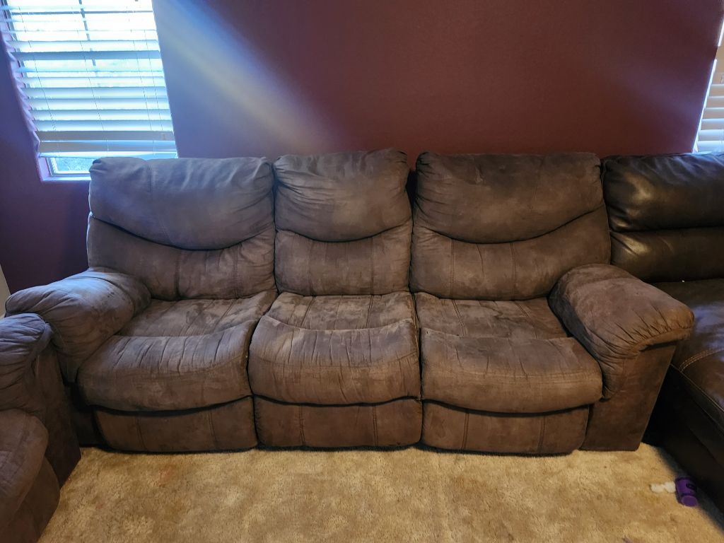 Free Sectional recliner couch