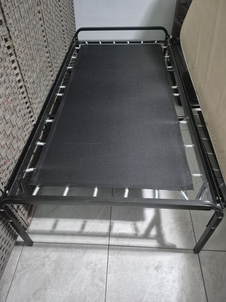 Free 2 twin beds frames with mattresses included