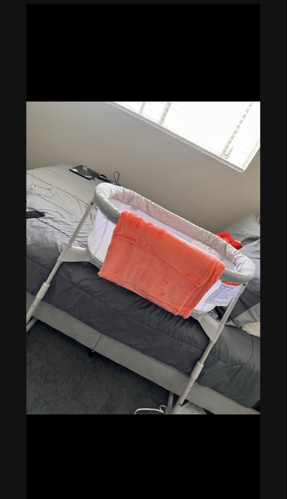 Free Bassinet