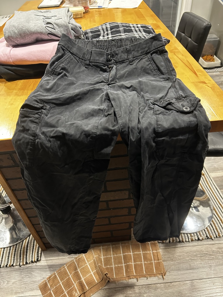 Free Teen girls black pants