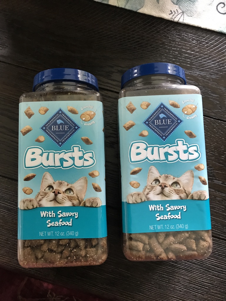 Free Blue cat treats