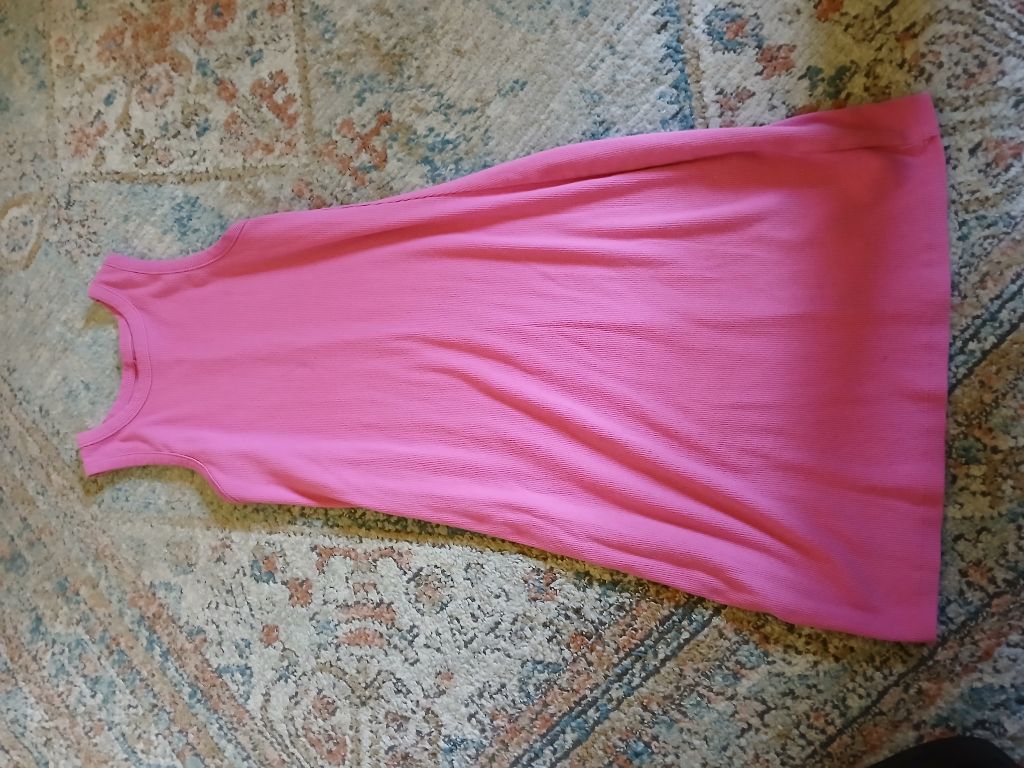 Free Womens/teens hot pink small dress