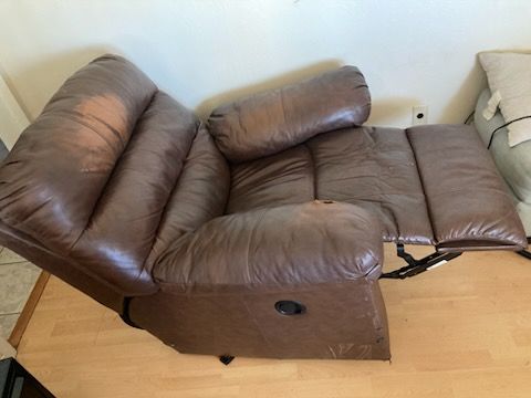 Free Recliner chair