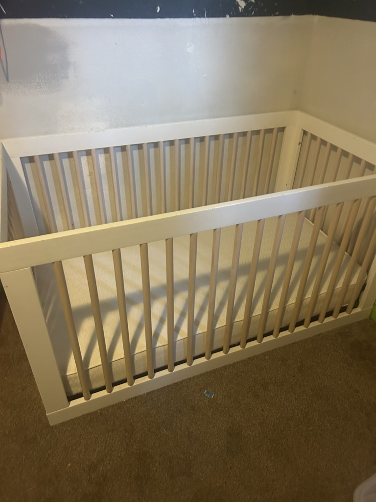 Free Crib