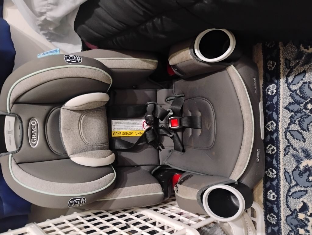 Free Car seat/ booster seat