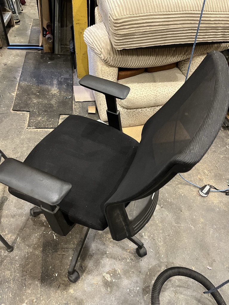 Free Desk chair