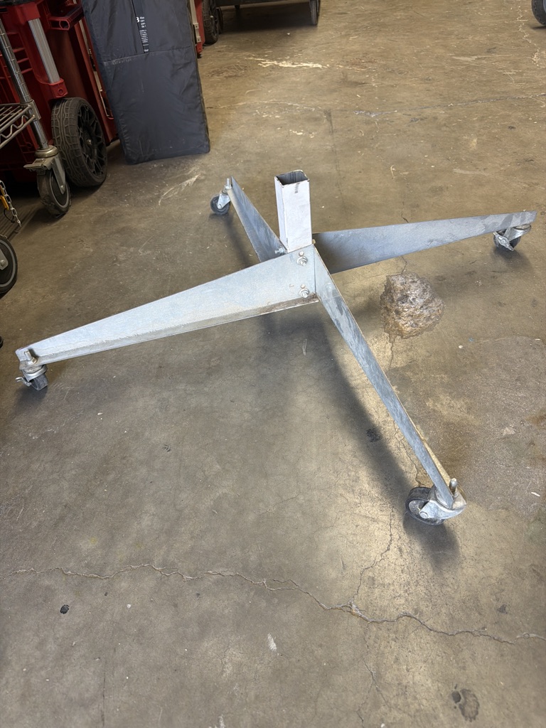Free Base with Wheels