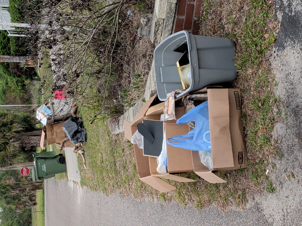 Free Curb alert old colony Rd, leesburg