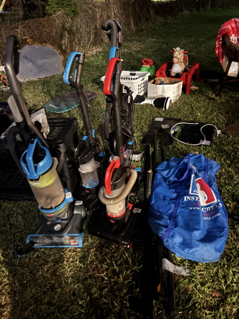 Free Garage sale items