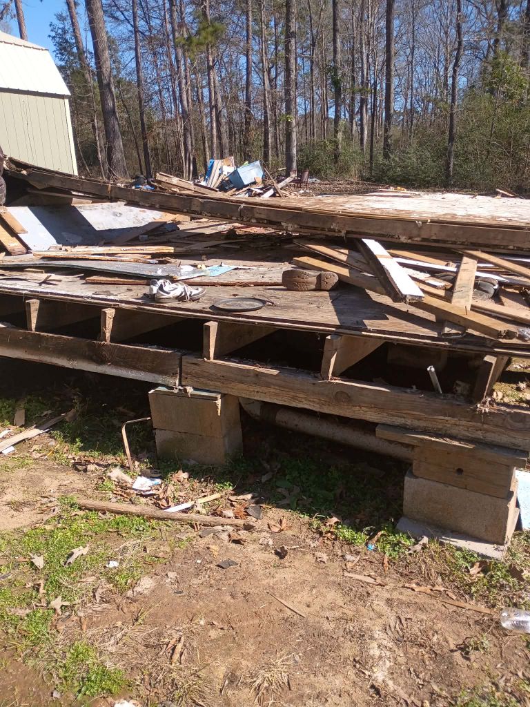 Free building materials 2x4s 2x6s etc