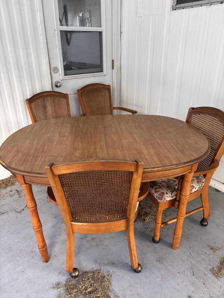 Free Dining room table with four chairs