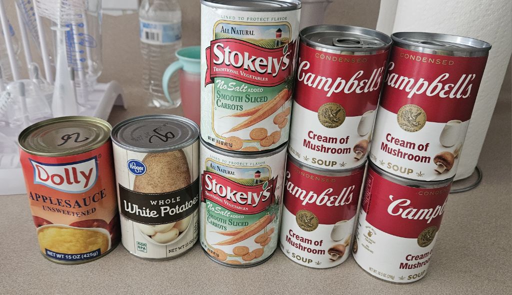 Free Cans/ Latas Gratis