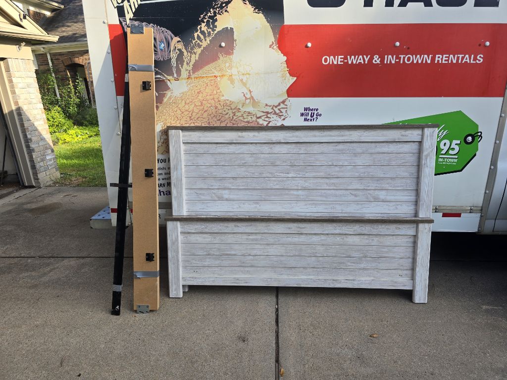 FREEEEEEEEE ITEMS