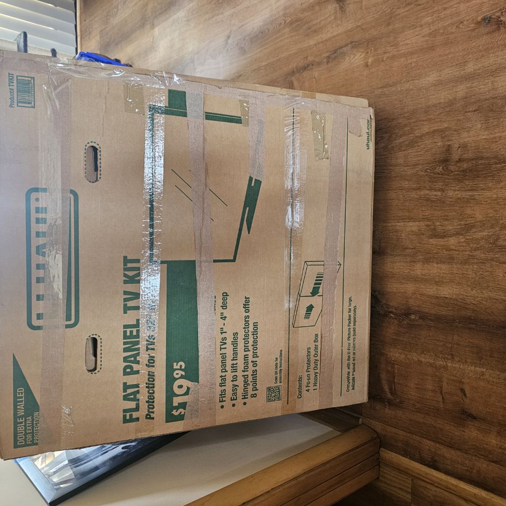 Free Moving Box for TV