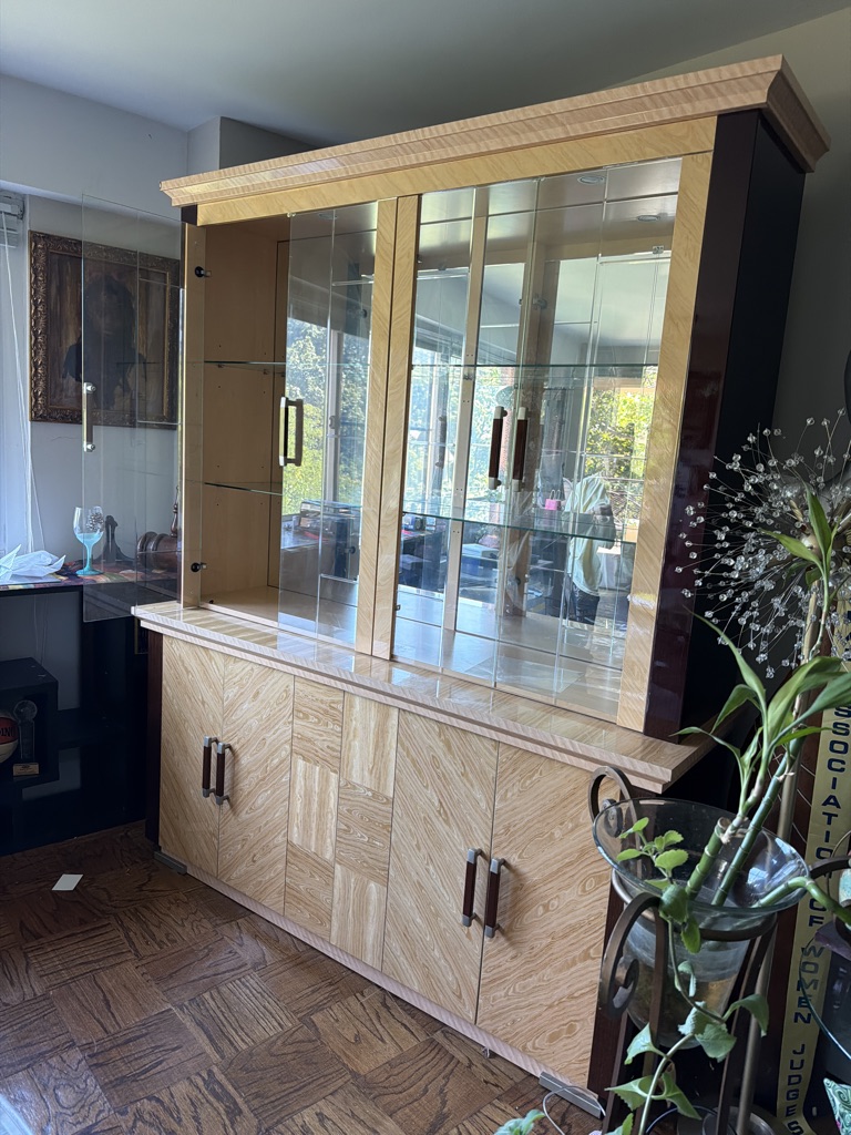 Free China cabinet