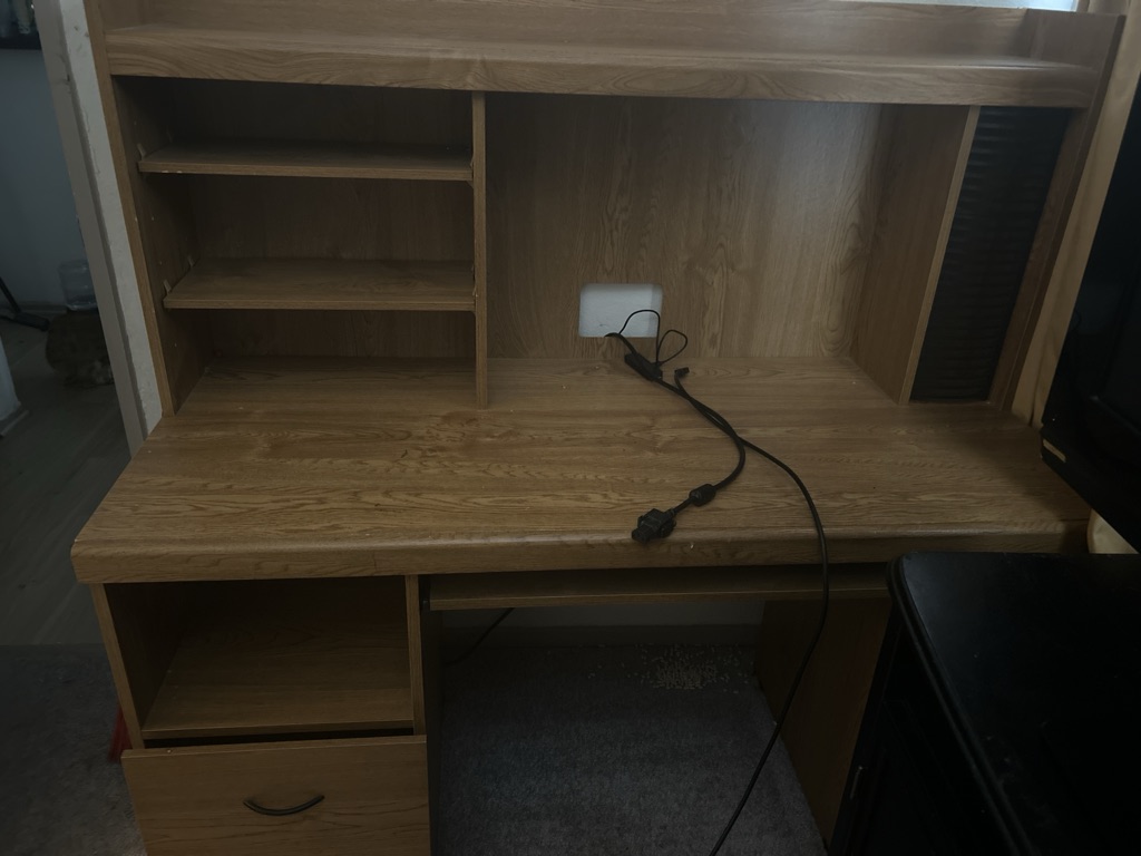 Free Desk