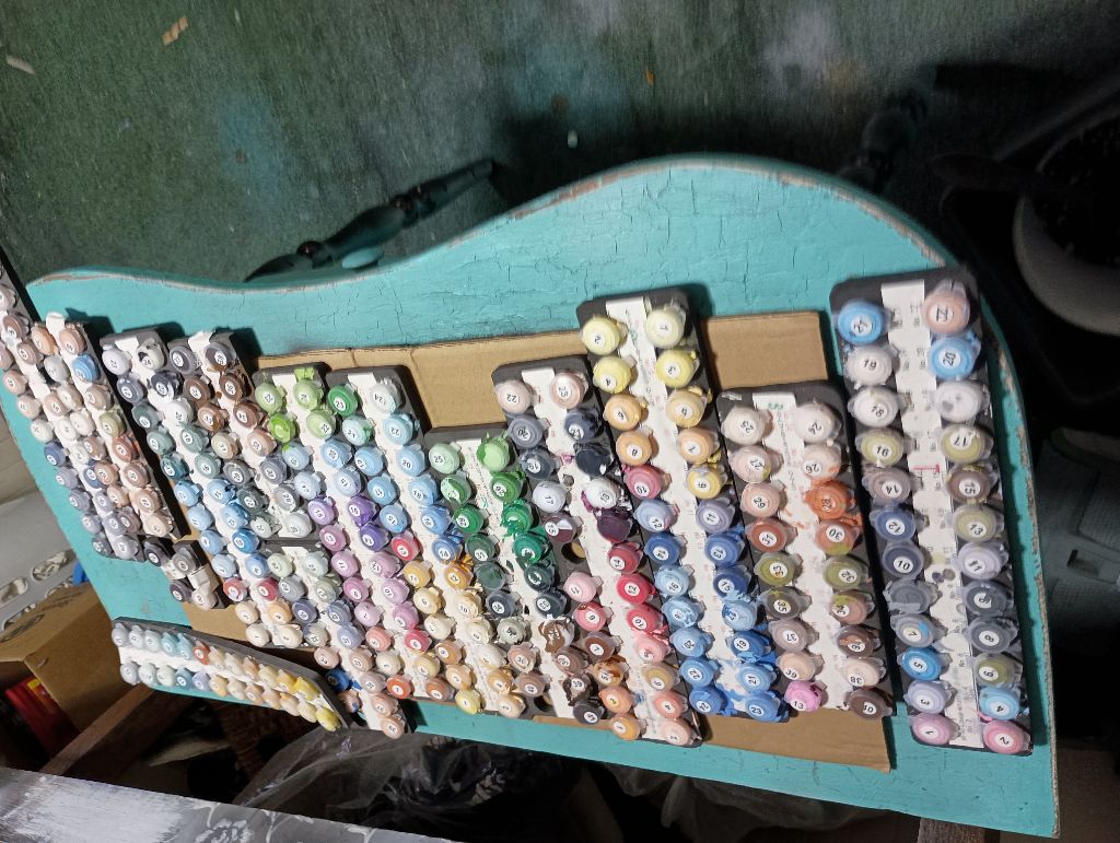 Free Acrylic paints