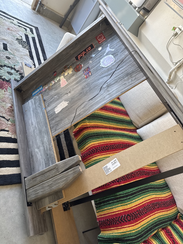 Free Una base para cama Twin