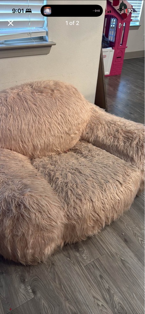 Freeeee couch pick up now