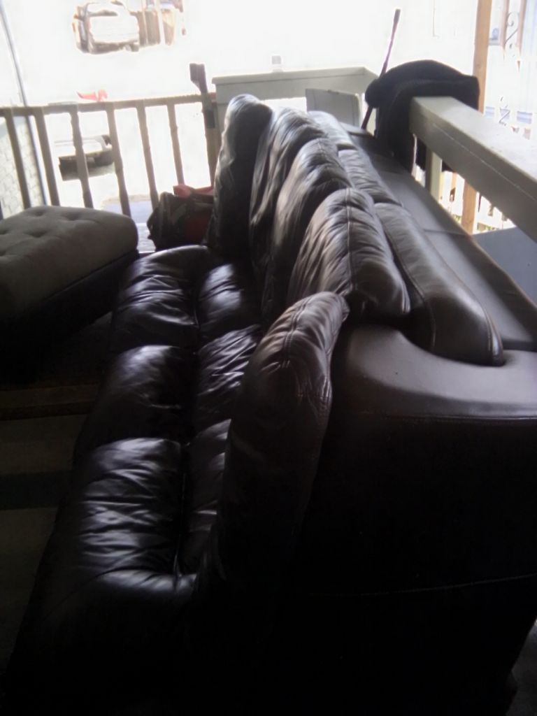 Free 1 couch for free