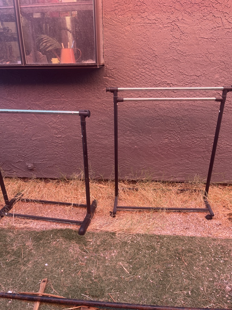 free clothes rack