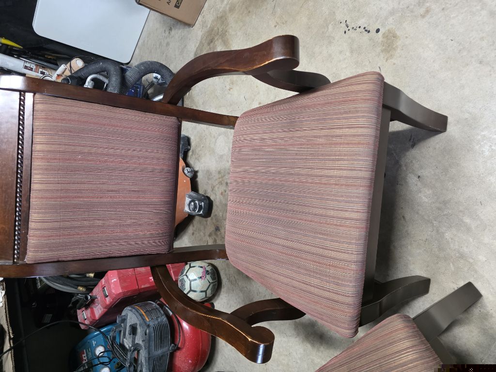 Free chairs 5