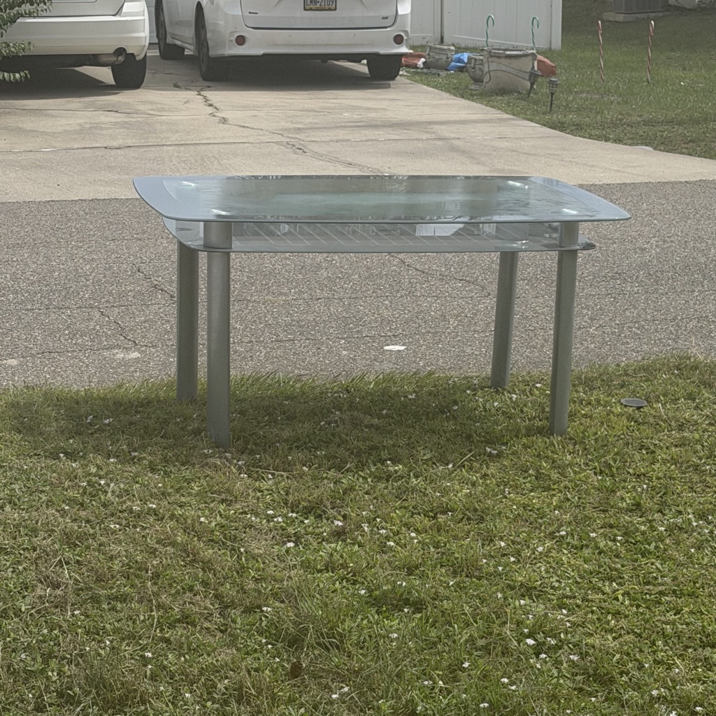 Free Table (No Chairs)