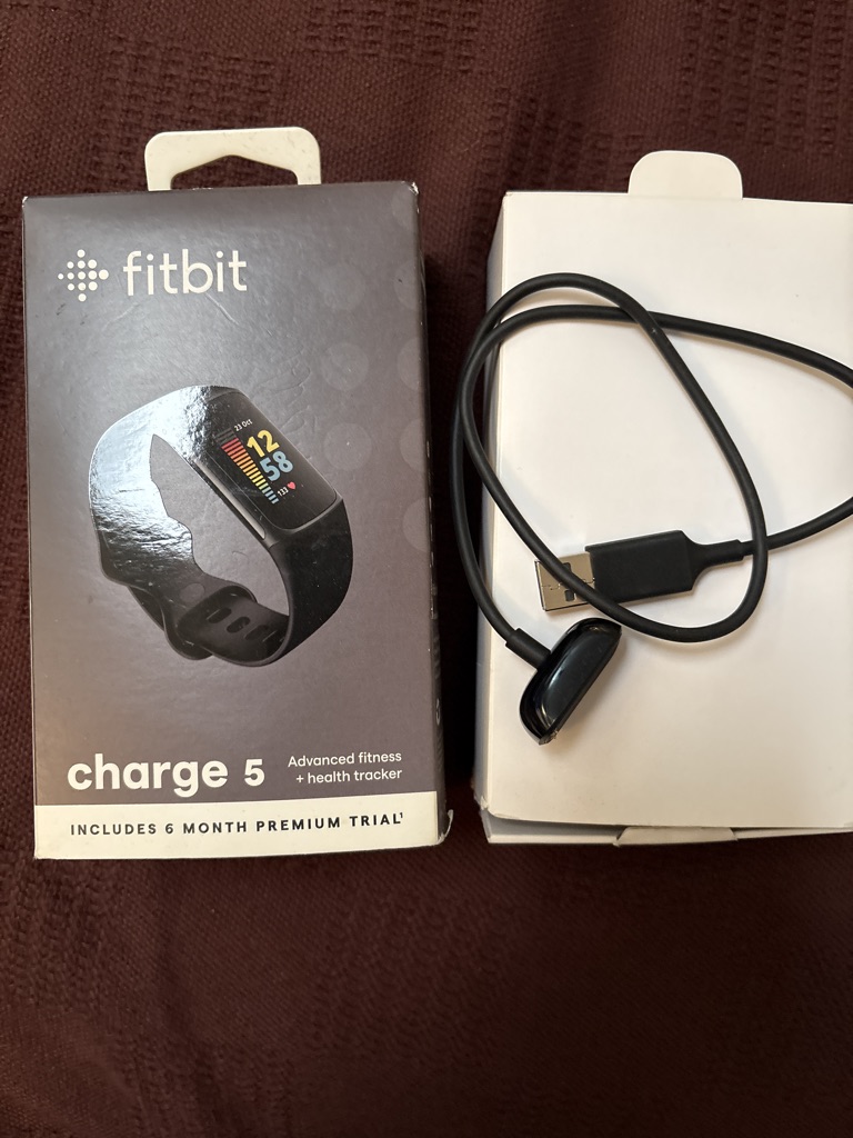 Free Fitbit Charge 5 charging cable