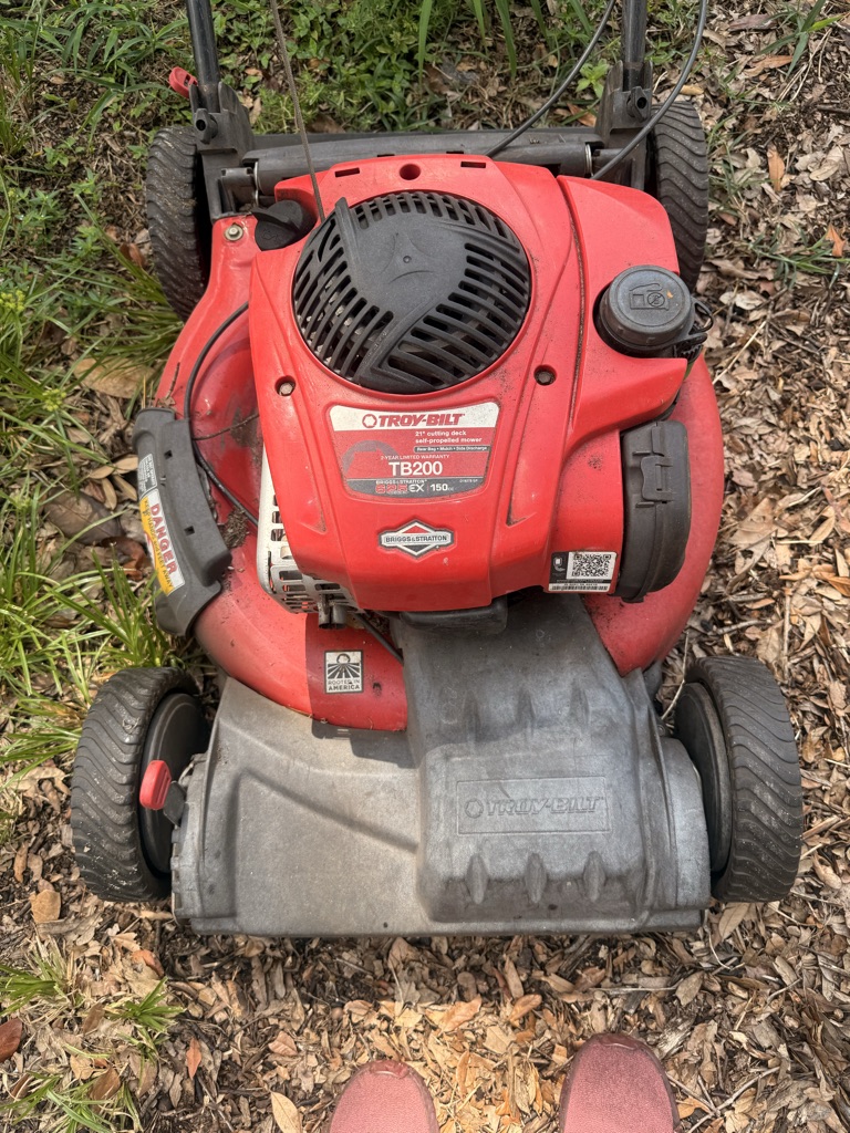 Free Curb alert: 21” mower, not working