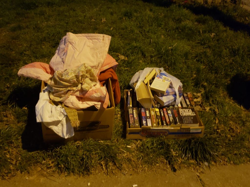 *CURB ALERT~FREE*