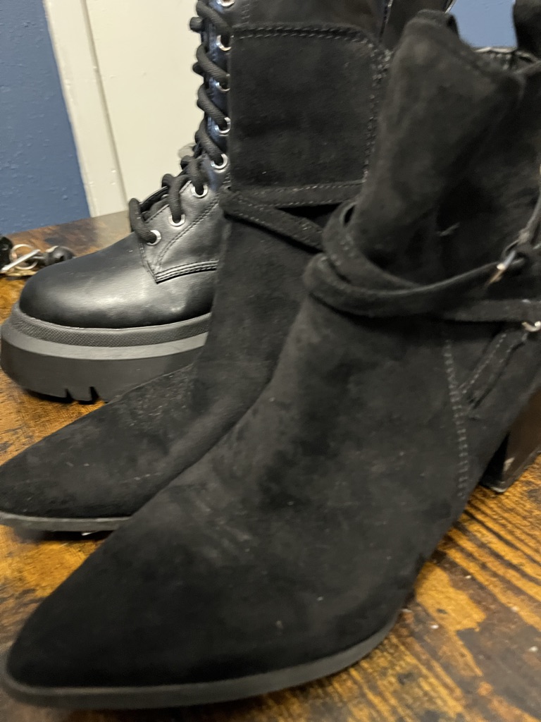 Free Dress ankle boots