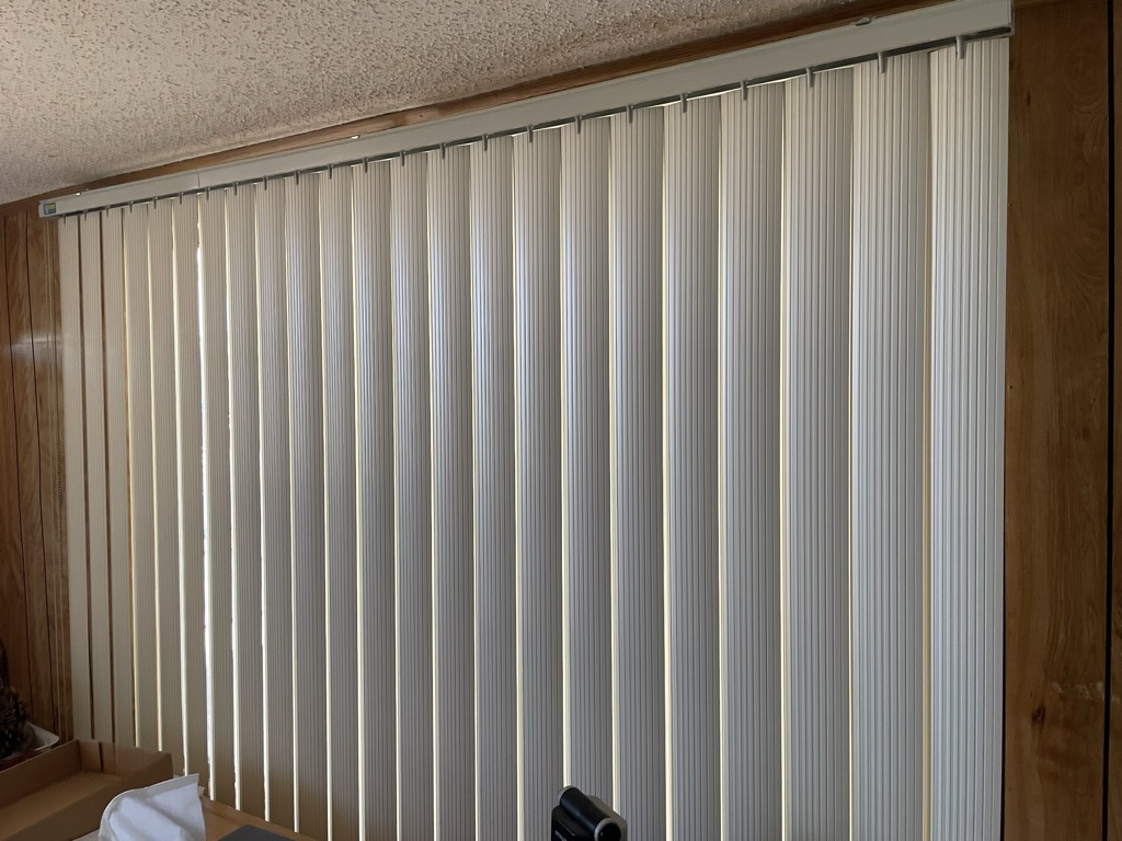 Free Vertical blind