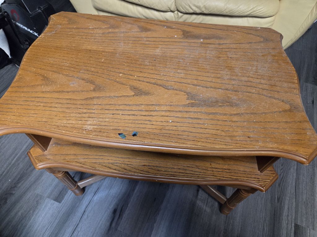 Free end table