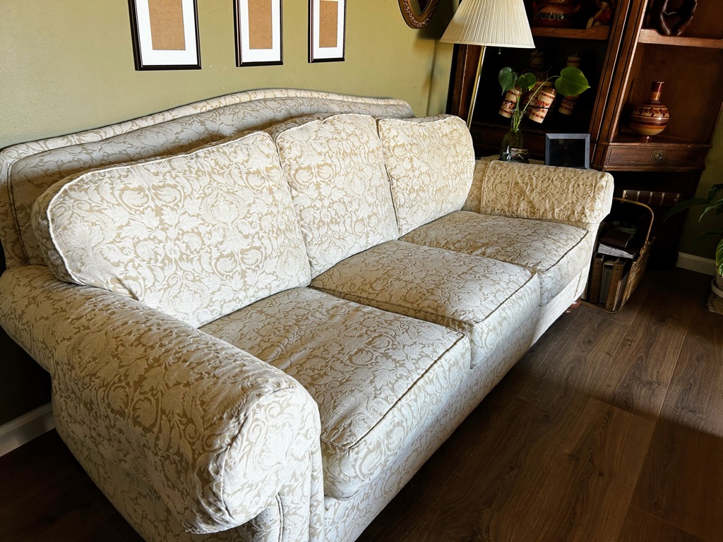 Free couch