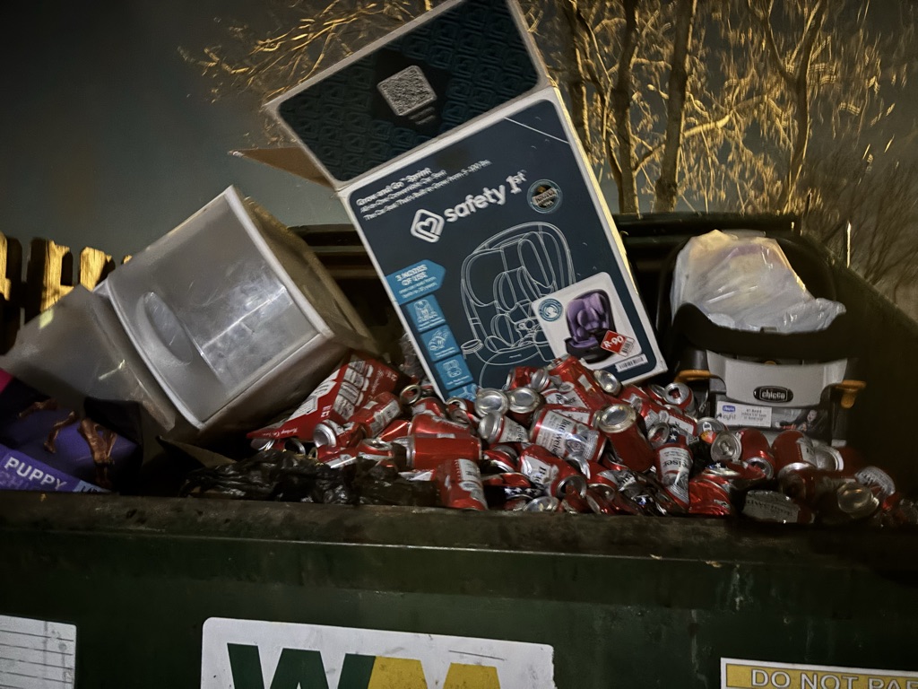 Free Cans, storage drawers and baby carrier