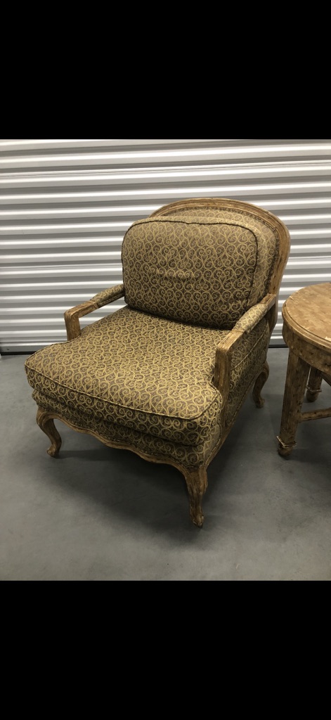 Free Lounge chair/ Chaise