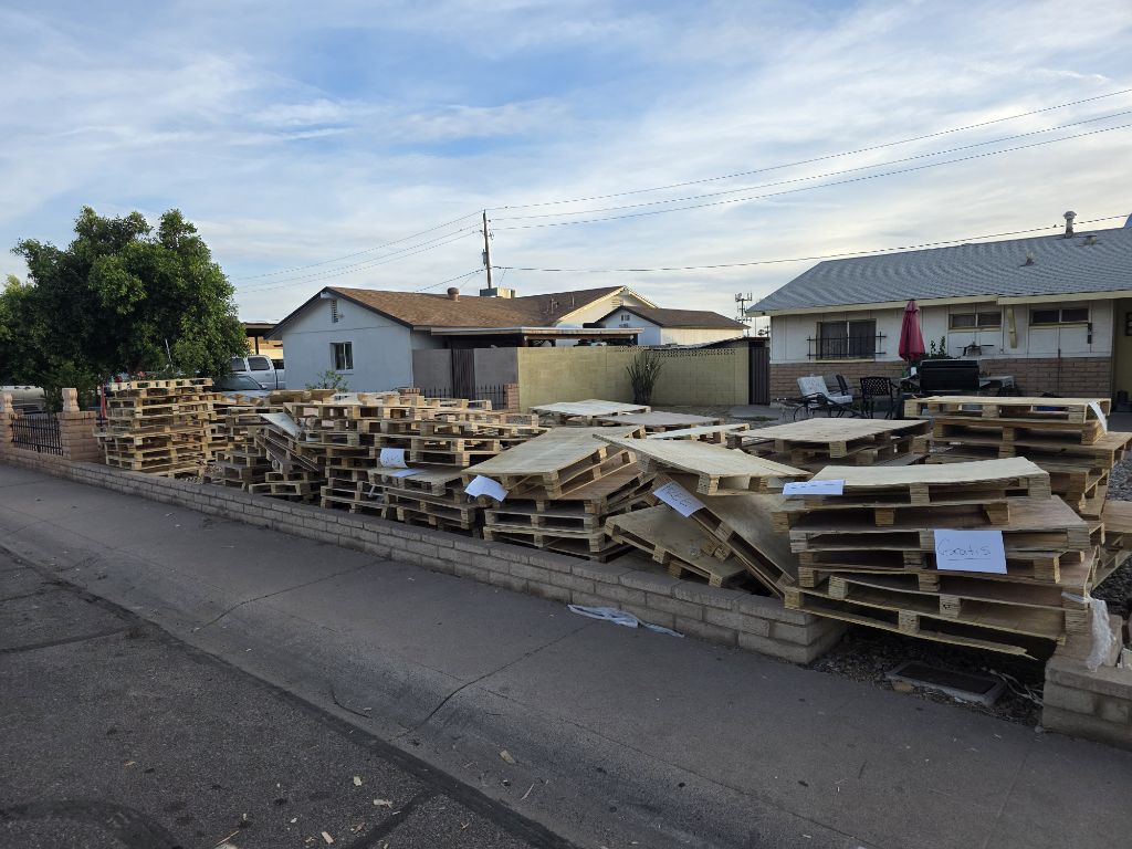 Free Gratis Free Gratis Pallets Pallets